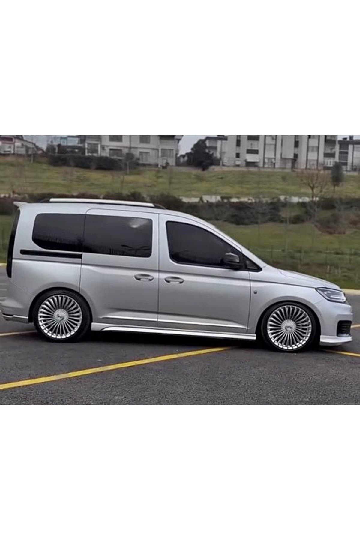 VW YENİ CADDY MARŞPİYEL - BOYASIZ - FİBERGLASS 2020 - 2025
